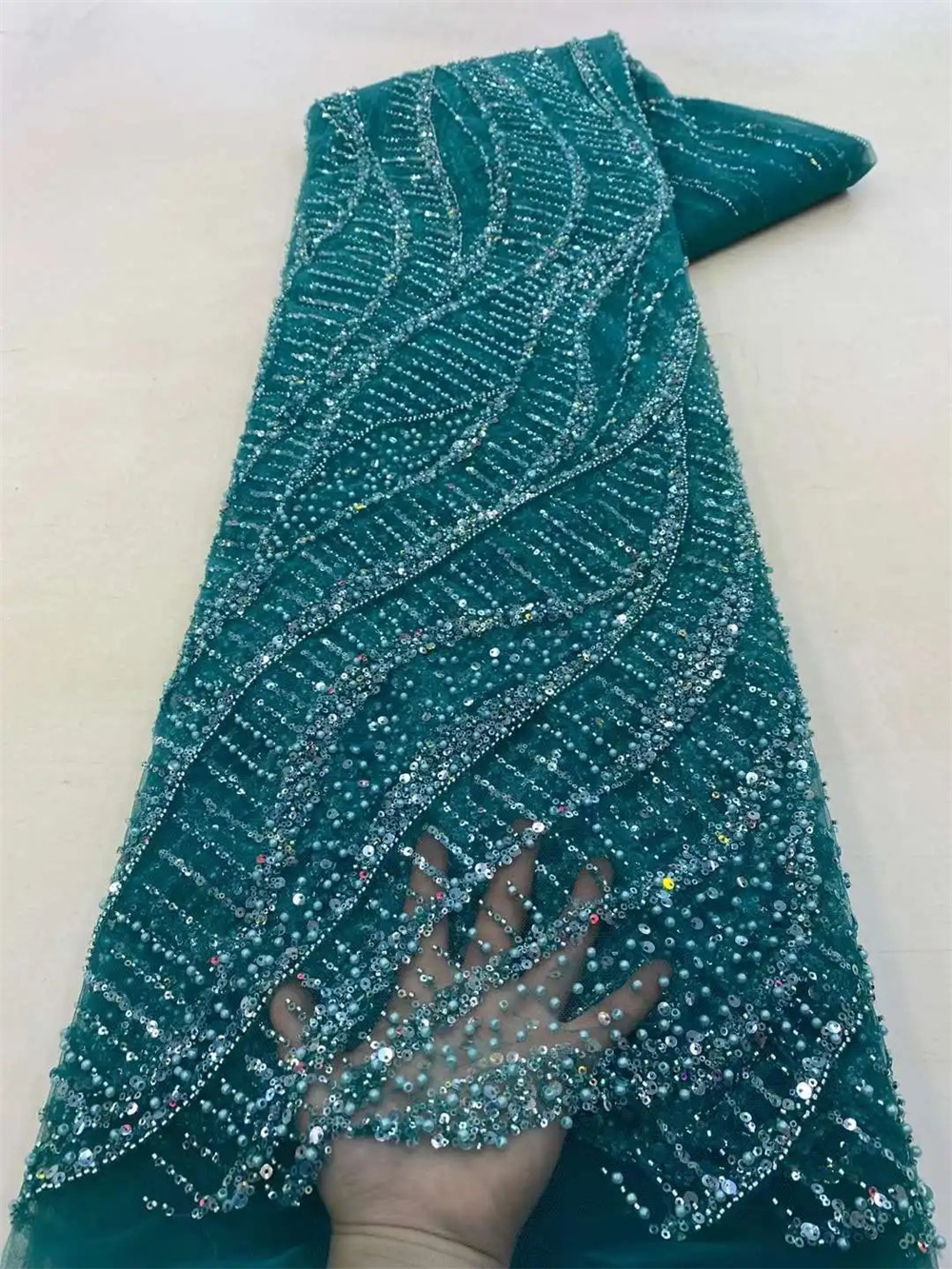 African Sequins Beaded Groom L - Glitter Tablecloth ulasan dan harga